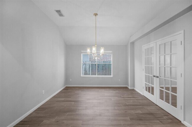 Foto del edificio - 14911 Englebrook Dr