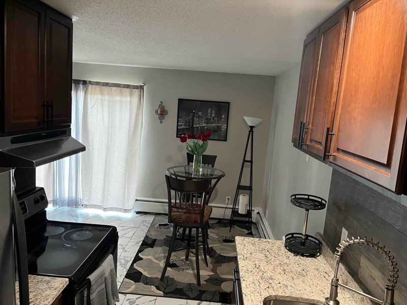 803 Smetana Rd Unit 3, Hopkins, MN 55343 Room for Rent in Hopkins, MN