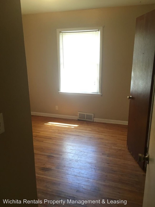 Building Photo - 4 br, 2 bath House - 3533 S Handley