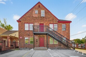 Building Photo - 2602 Isabella St Building Photo - 2602 Isabella St