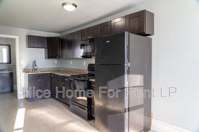 Foto del edificio - 26 Pitman Ave