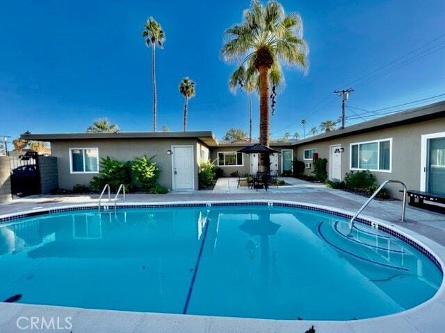 Foto del edificio - 45521 Sunset Ln
