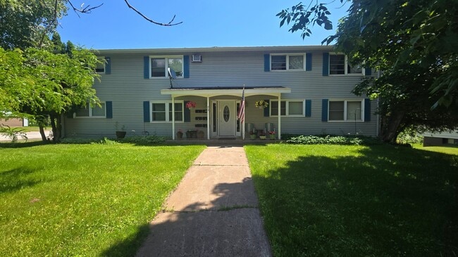 Building Photo - 818 2nd Ave