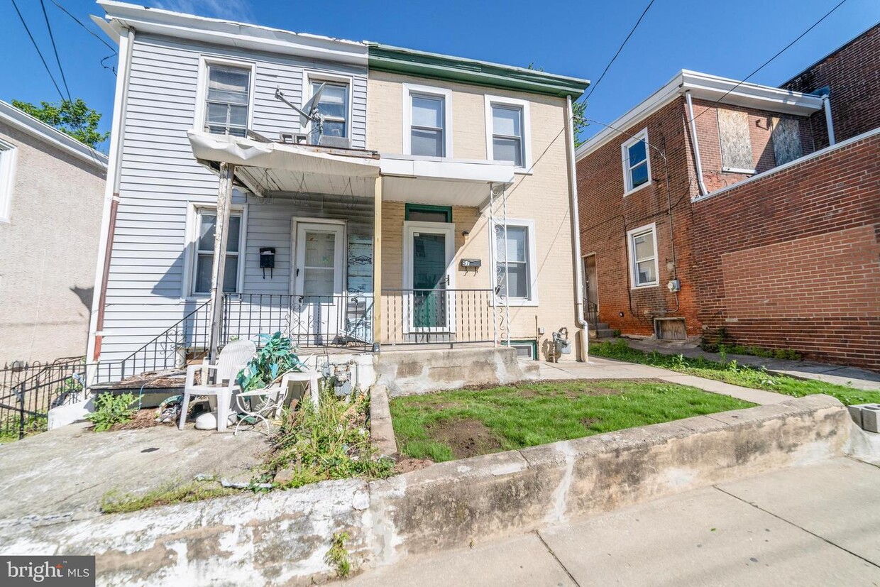 51 N 9th St, Darby, PA 19023 - House Rental in Darby, PA | Apartments.com