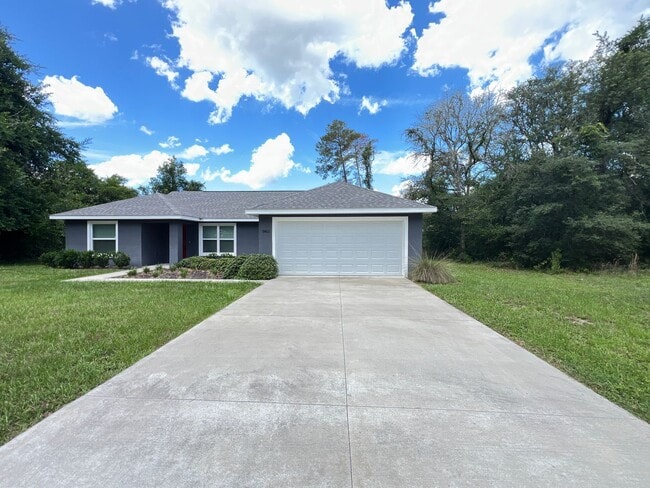 Building Photo - BEAUTIFUL  3 BD/2BA Home in Beautiful Ocala!