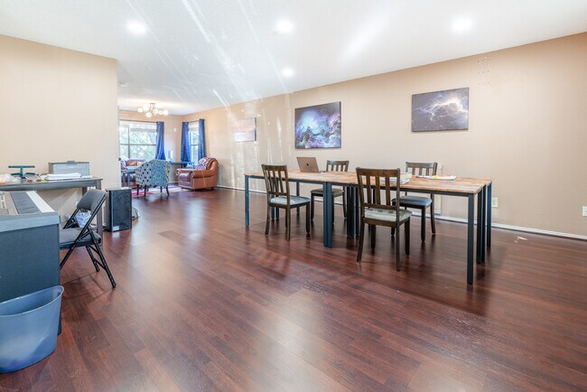 Foto del edificio - 17407 Priest River Cove