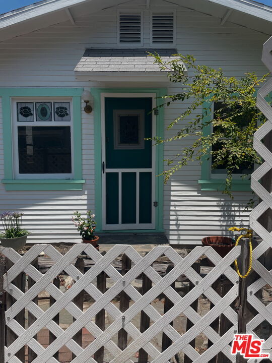 Building Photo - 103 S Guadalupe Ave