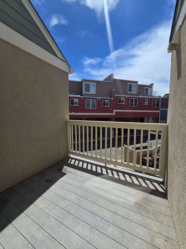 Foto del edificio - Available Now! Dakota Ridge 2 Bedroom 2.5 ...