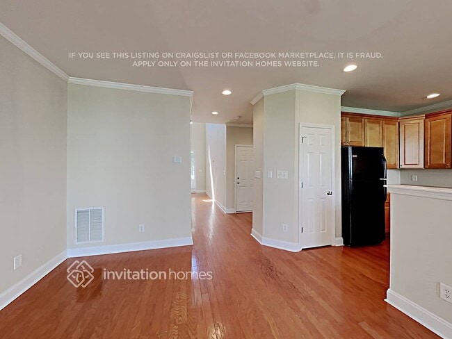 Building Photo - 1410 Nicklaus Dr