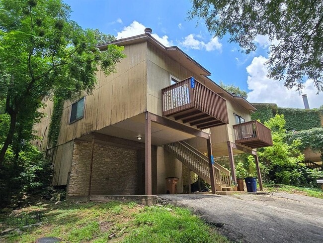 Building Photo - 3564 Ranch to Market Rd 2222