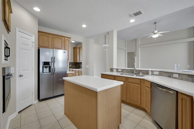 Building Photo - 19118 High Canyon Ln
