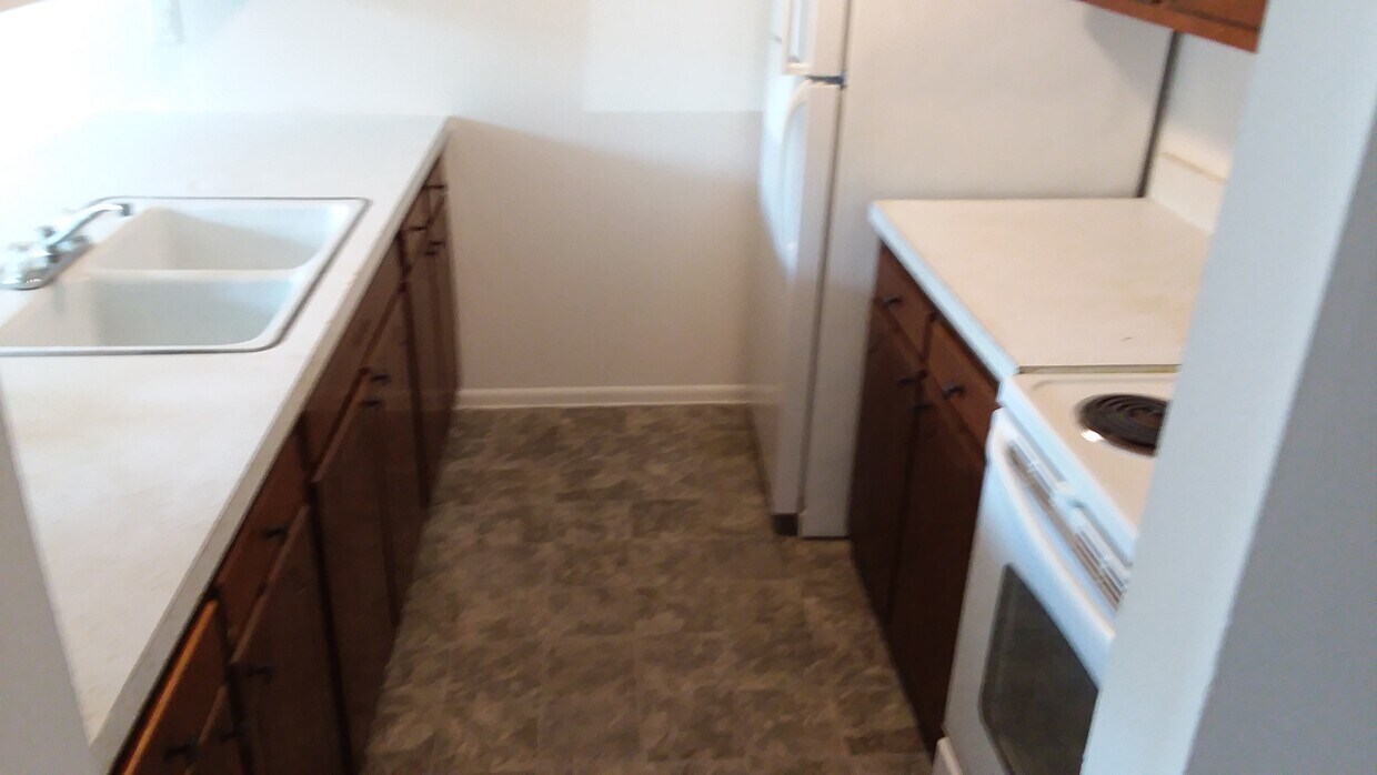 Foto principal - 550 W Rock St