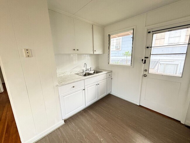 Foto del edificio - 849 3rd St. 2 Bed 1 Bath $1,700 - Rent Ready!