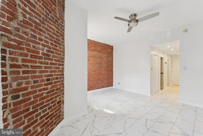Foto del edificio - 1718 Corcoran St NW