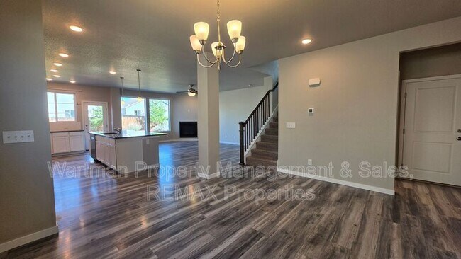 Building Photo - 9638 Vistas Park Dr