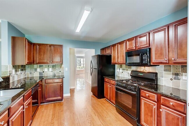 Building Photo - 4210 Defoors Farm Trail