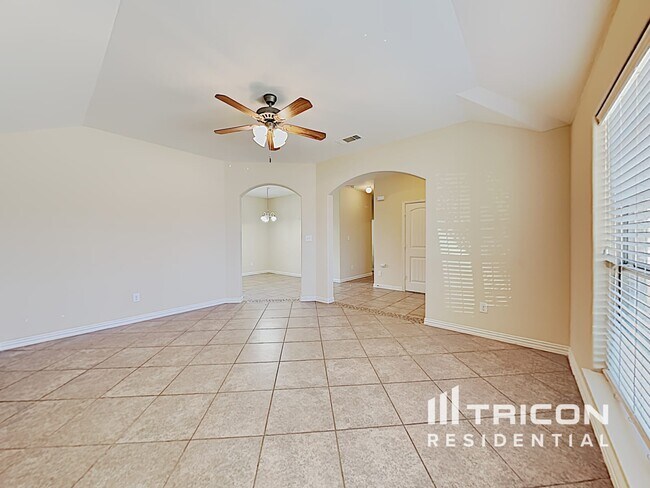Foto del edificio - 12436 Hunters Mill Trail Burleson TX