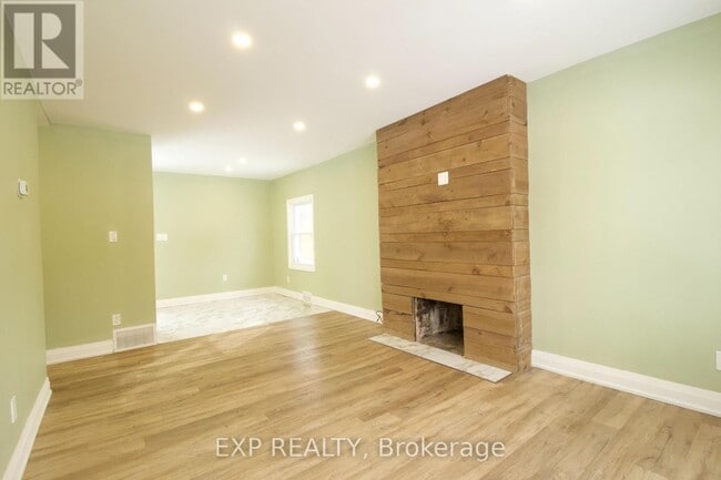 Building Photo - 1243 Langmuir Ave