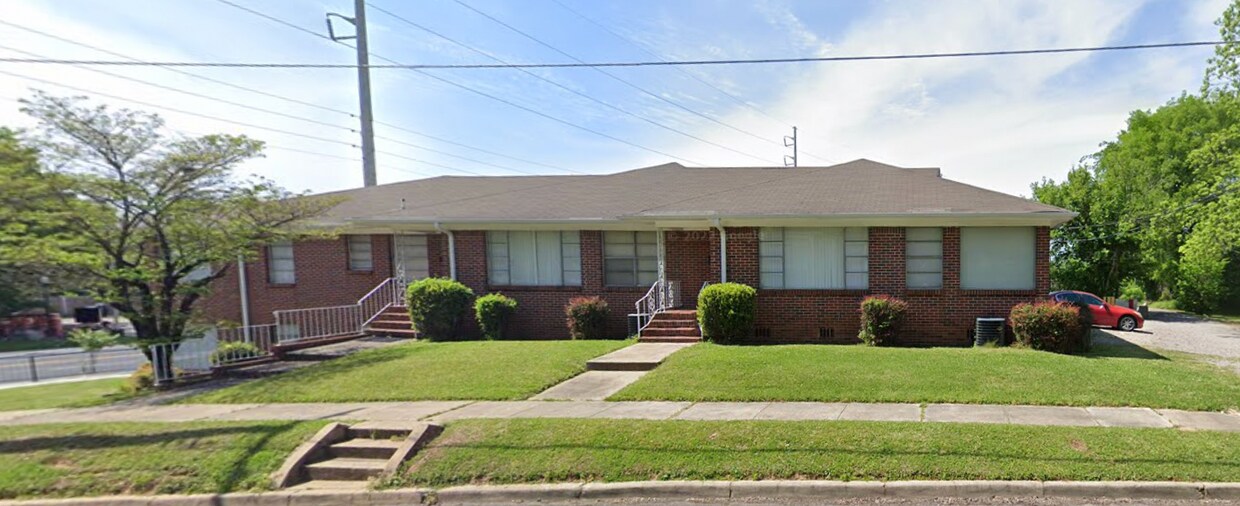 Primary Photo - 2531 Ensley 5 Points W Ave