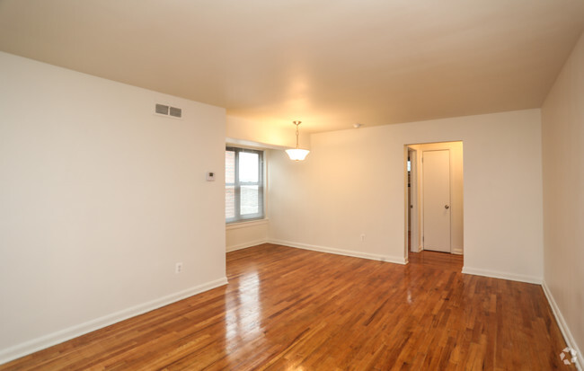 1BR, 1BA - 750 SF - The Morgan on Capitol Hill Apartments