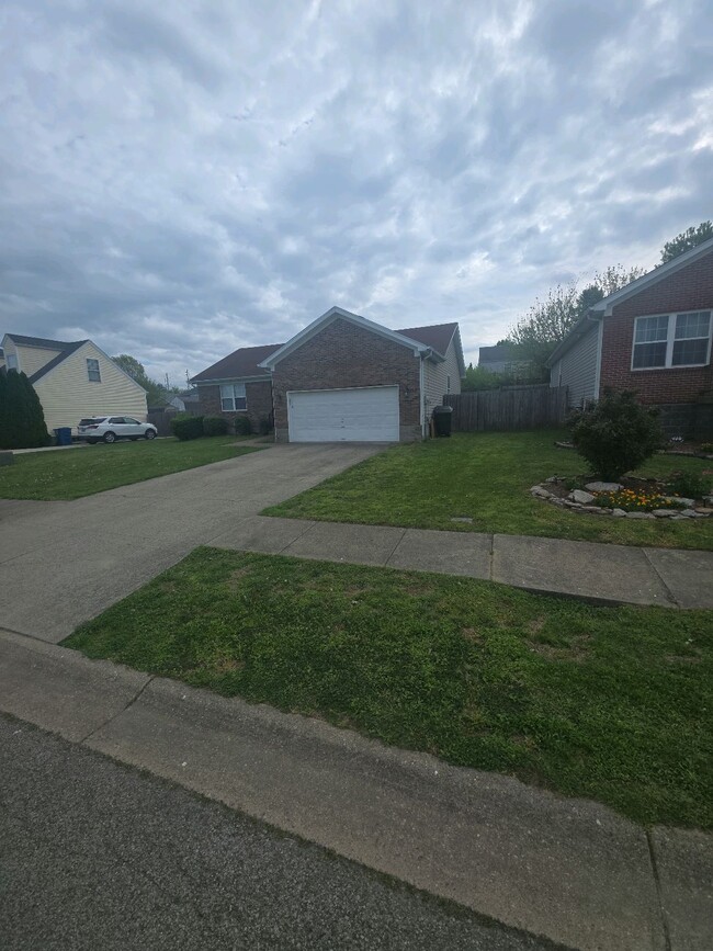 Building Photo - 6917 Colrain Cir