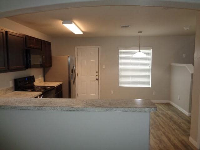 Building Photo - 10039 Berrypatch Ln