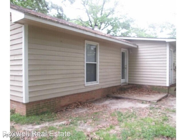 Building Photo - 2 br, 1.5 bath House - 6415 Rockford Drive