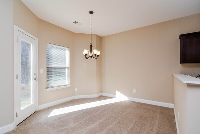 Building Photo - 125 Bethany Manor Dr
