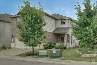 Building Photo - 14005 Hedera Dr