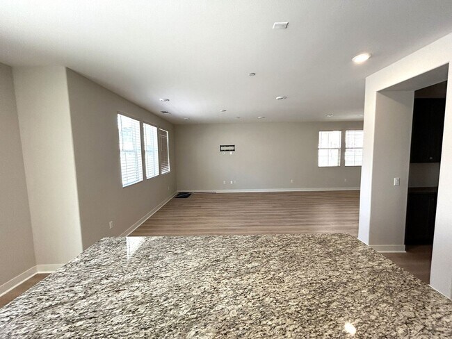 Building Photo - 809 N Kidder Ave