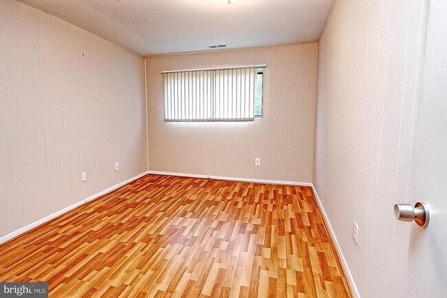 Foto del edificio - 7202 Rockland Hills Dr