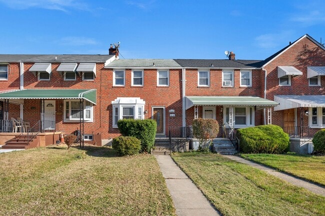 Photo - Charming 4-bedroom, 2-bath House