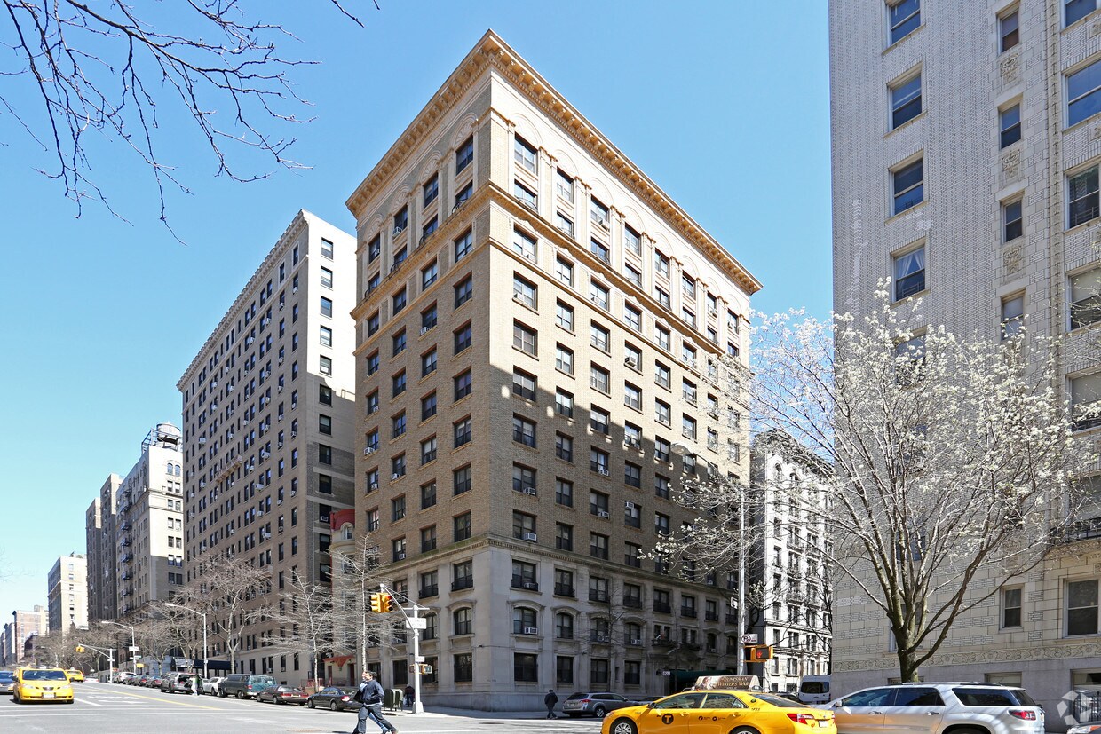 Foto principal - 782 W West End Ave