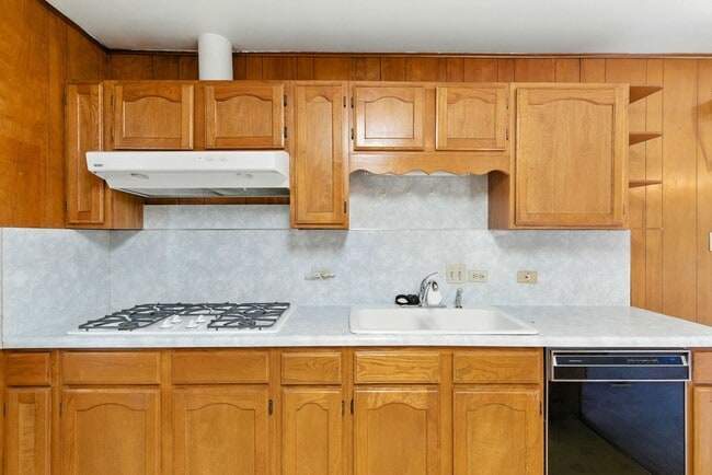 Building Photo - 6230 War Lodge Ln