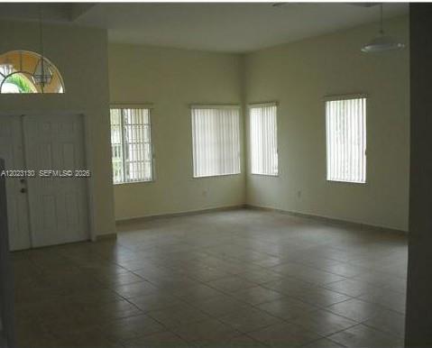 Foto del edificio - 1423 NE 40th Rd
