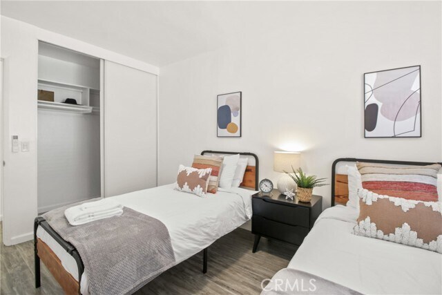 Foto del edificio - 837 S Sierra Vista Ave