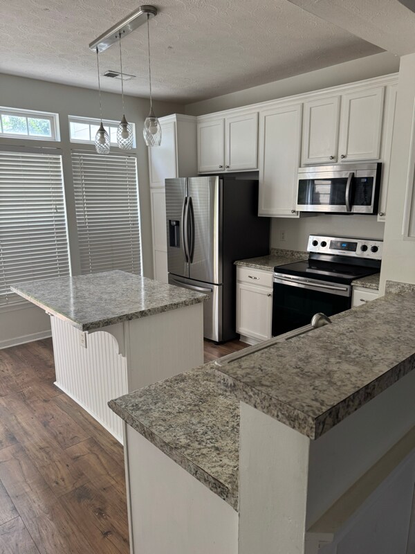 Foto del edificio - 7720 Porter House Dr