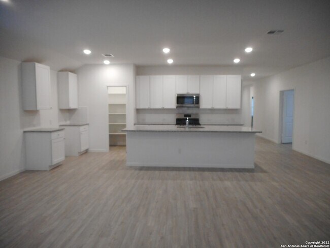 Foto del edificio - 446 Fairy Duster Dr