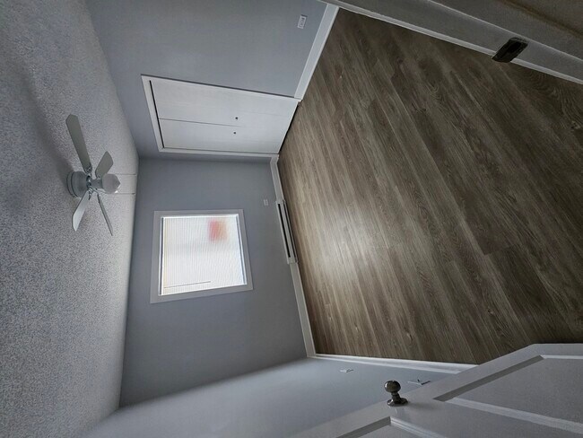 Foto del edificio - 212 Madison St