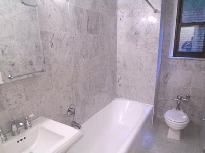 Foto del edificio - 210 E 68th St