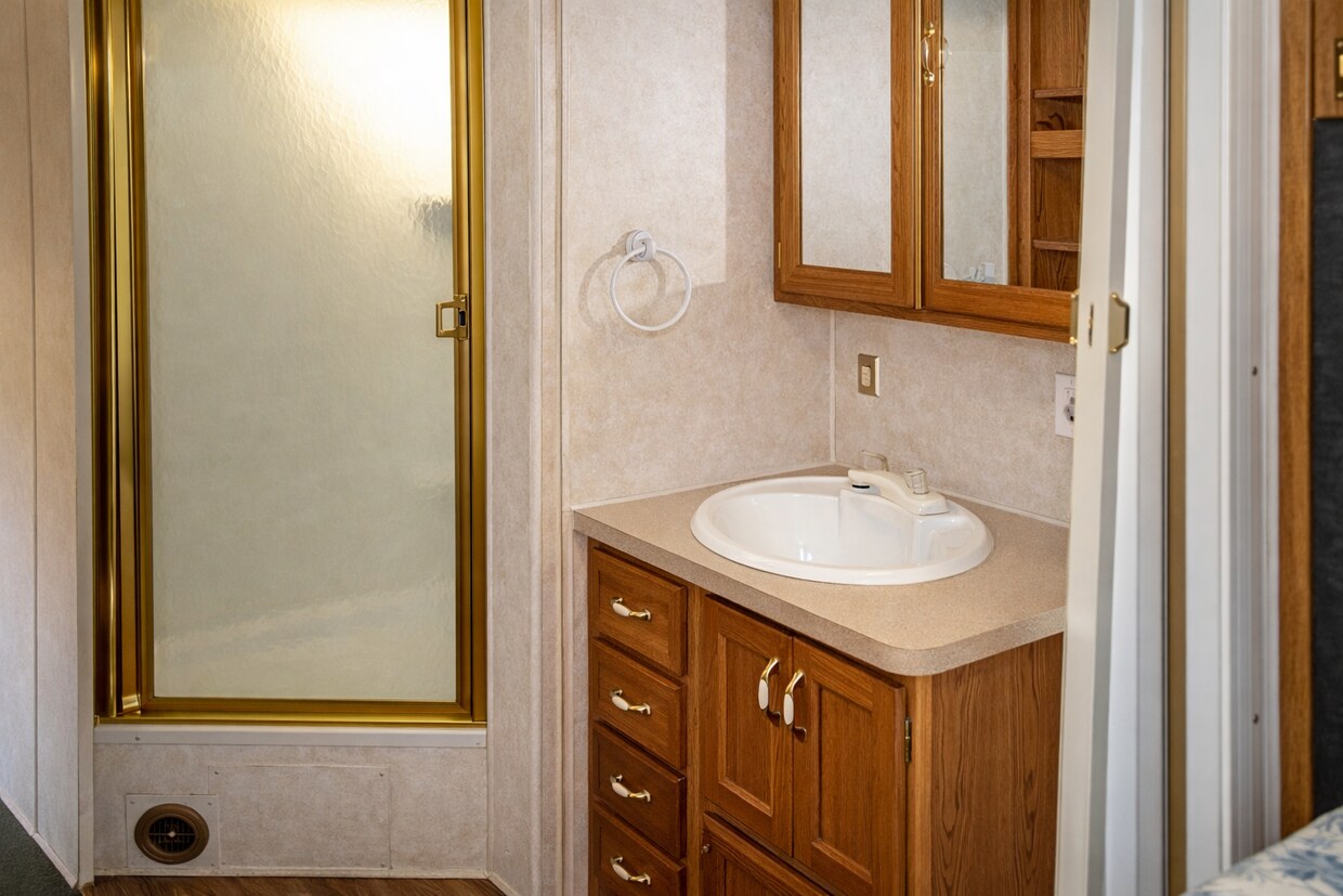 Foto del edificio - 935 Avocado Ave