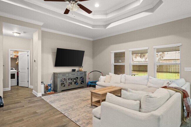 Foto del edificio - 414 Lilly Bell Ln