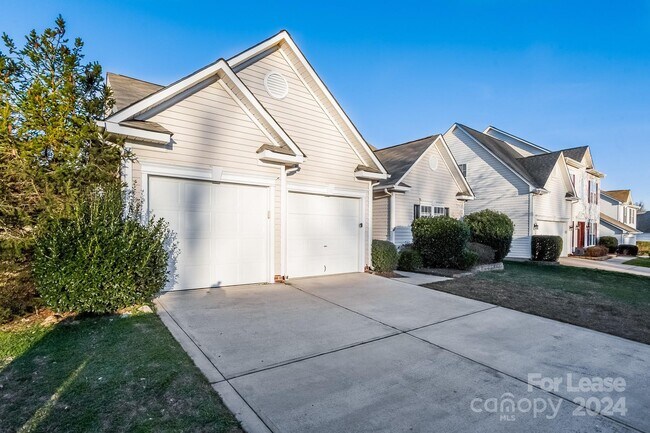 Building Photo - 12207 Wallace Ridge Dr