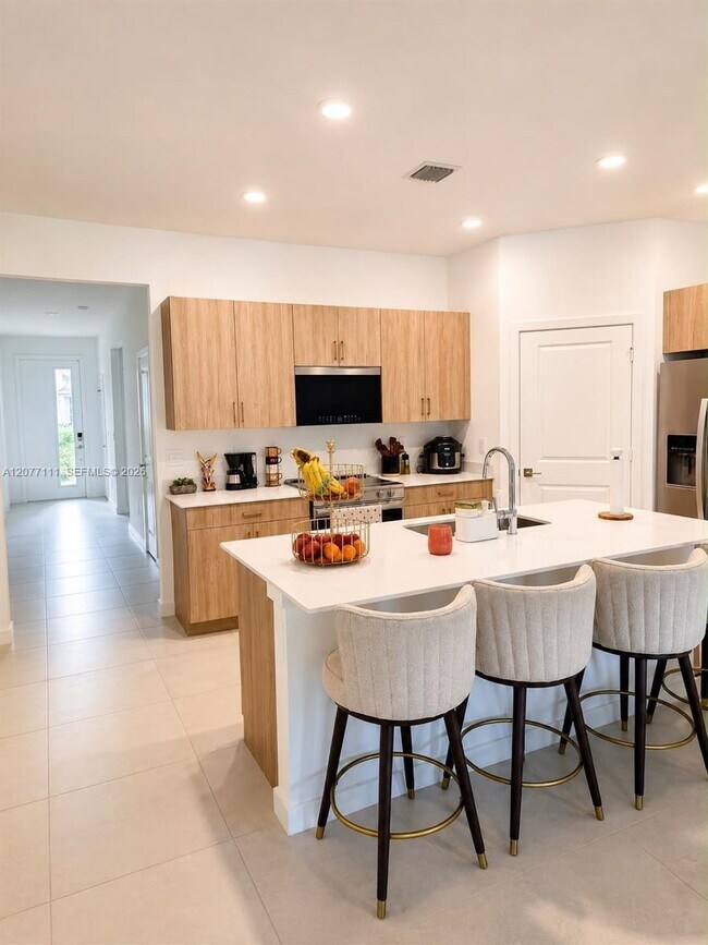 Foto del edificio - 8740 SW Kanner Oaks Dr
