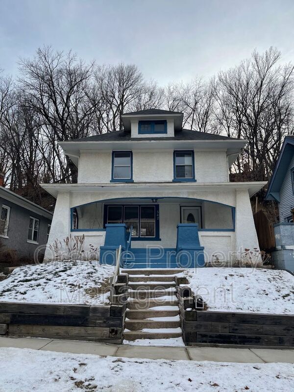 Primary Photo - 542 Franklin Ave