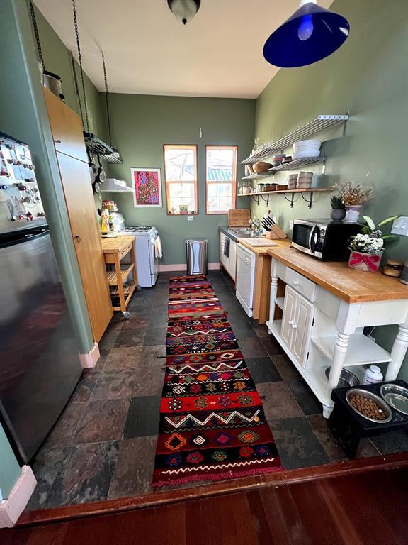 Foto del edificio - 1603 Cedar Ave