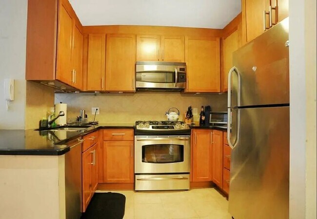Foto del edificio - 44 E 12th St