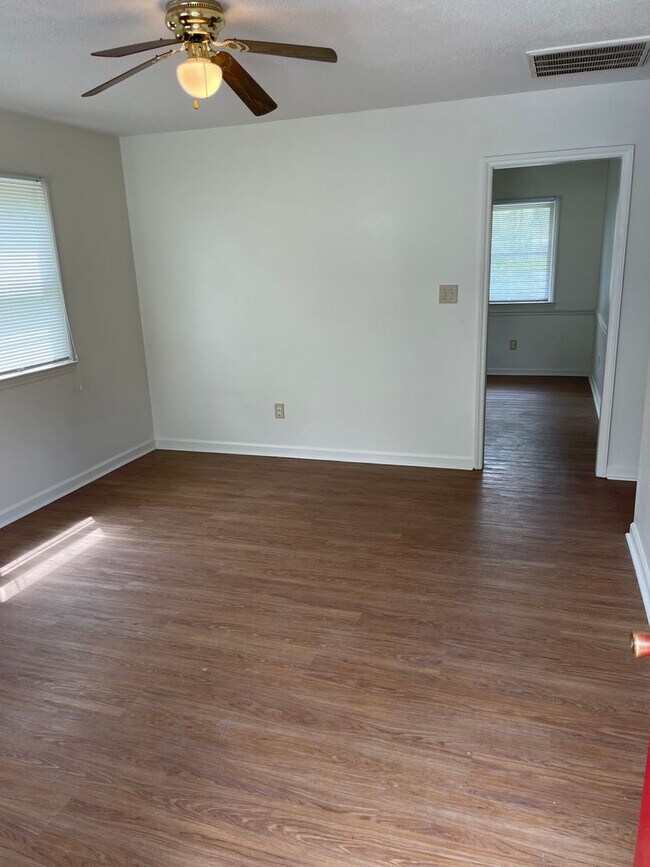 Foto del edificio - Burlington