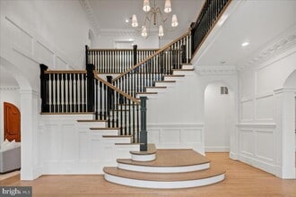 Building Photo - 10816 Barn Wood Ln