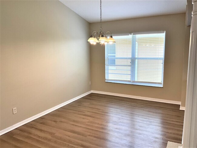 Foto del edificio - 13227 Chattanooga Ln